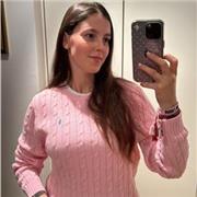 Ciaoo! Sono Anna e sono qui per dare ripetizioni di inglese e spagnolo.